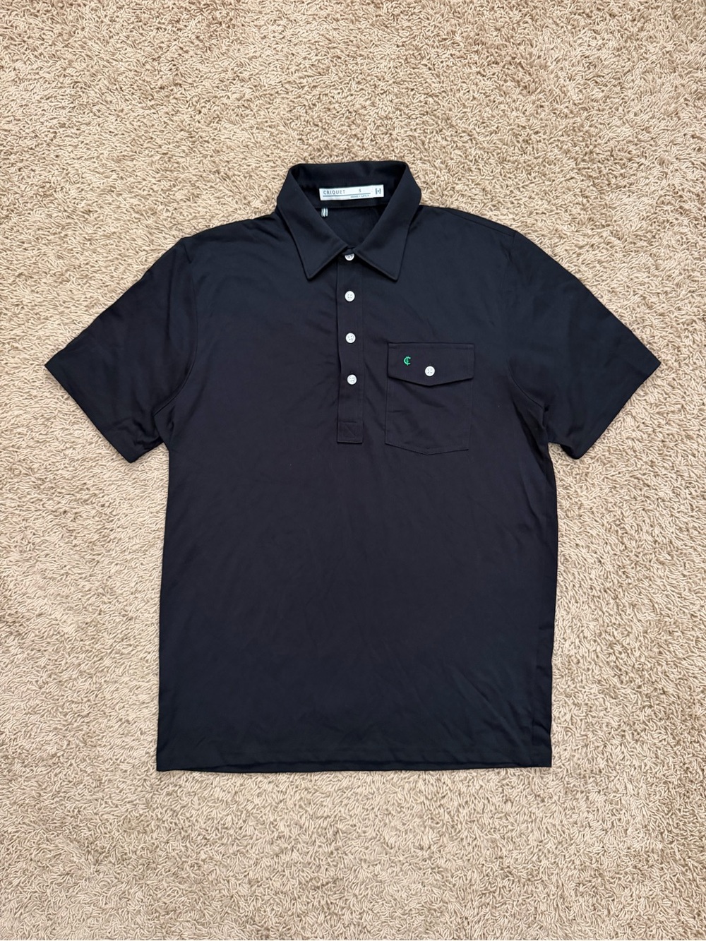 NWOT CRIQUET Austin Embroidered Logo Small Pocket Golf Polo Performance Shirt